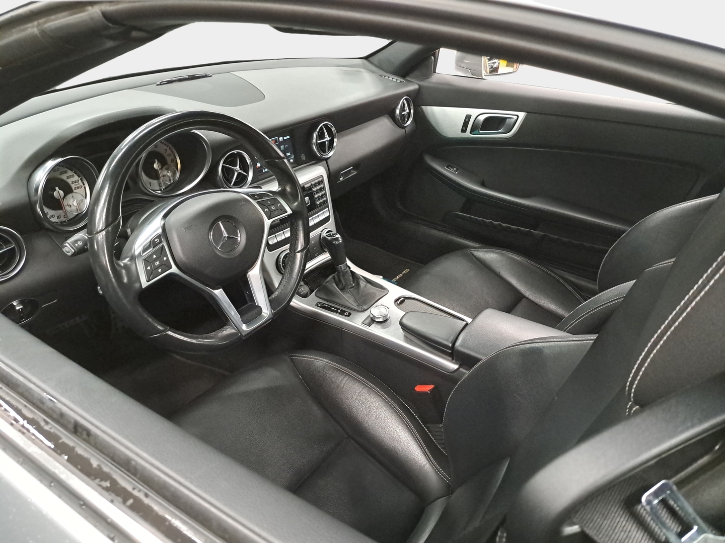 MERCEDES-BENZ SLK 2015