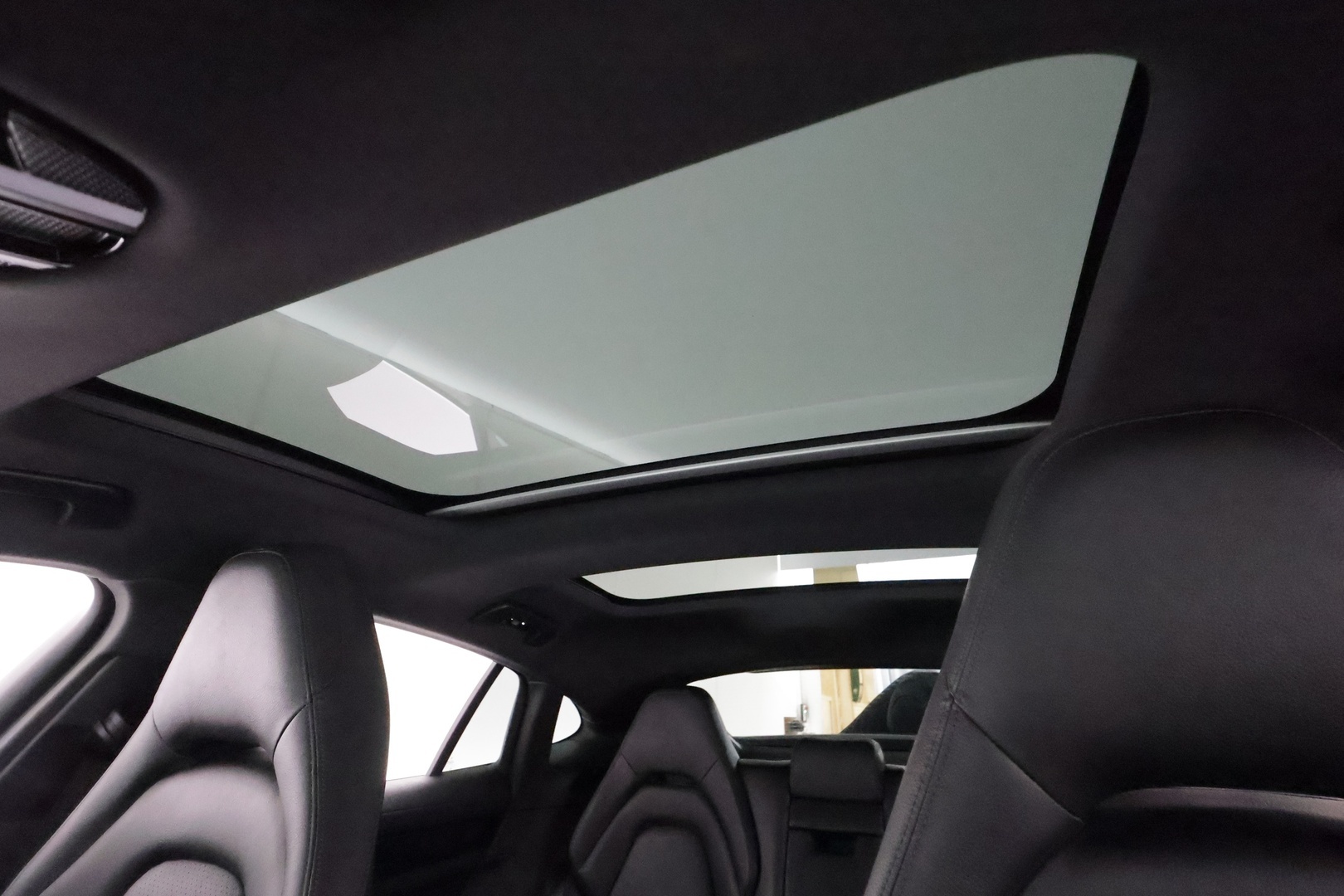 PORSCHE Panamera 2019