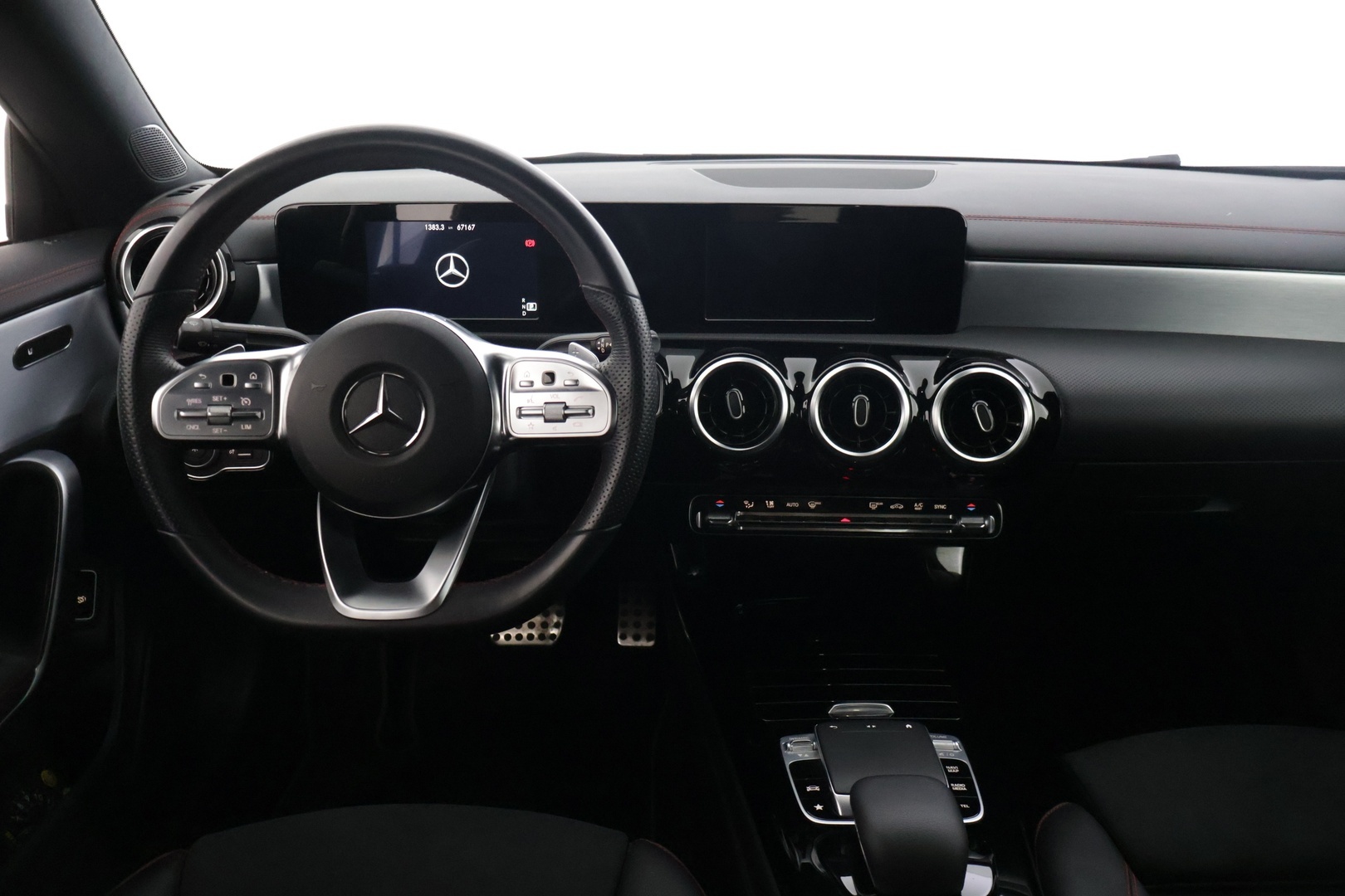 MERCEDES-BENZ CLA 2020