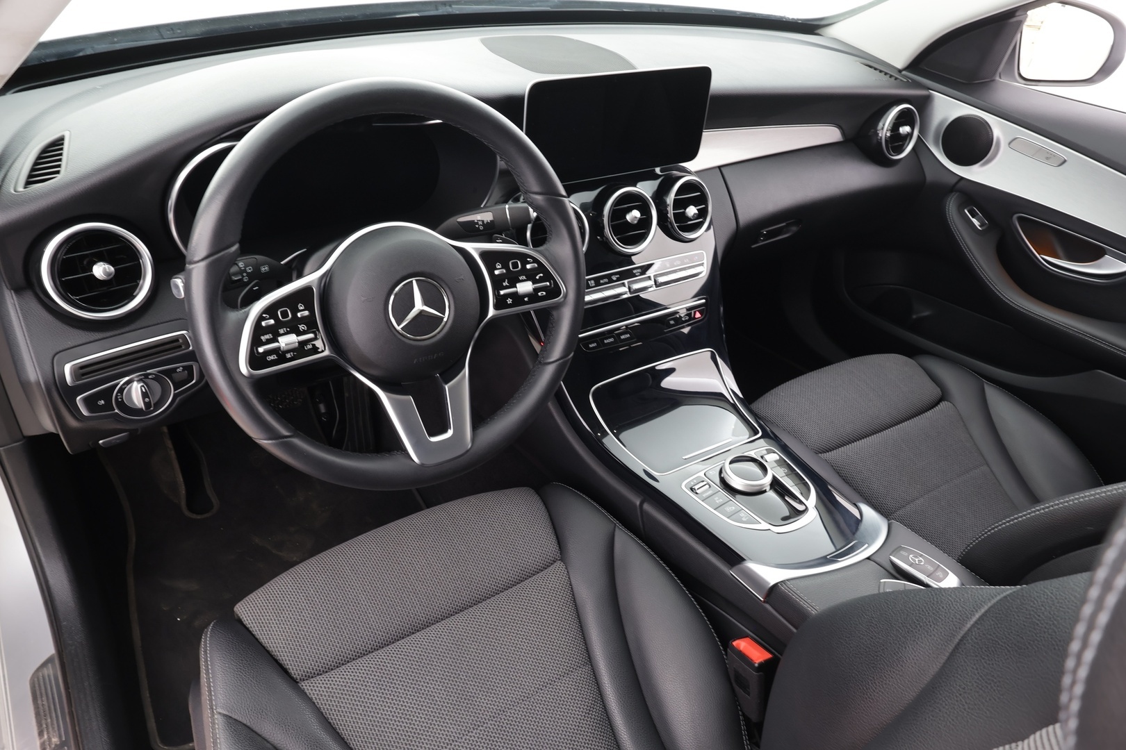 MERCEDES-BENZ C 2020