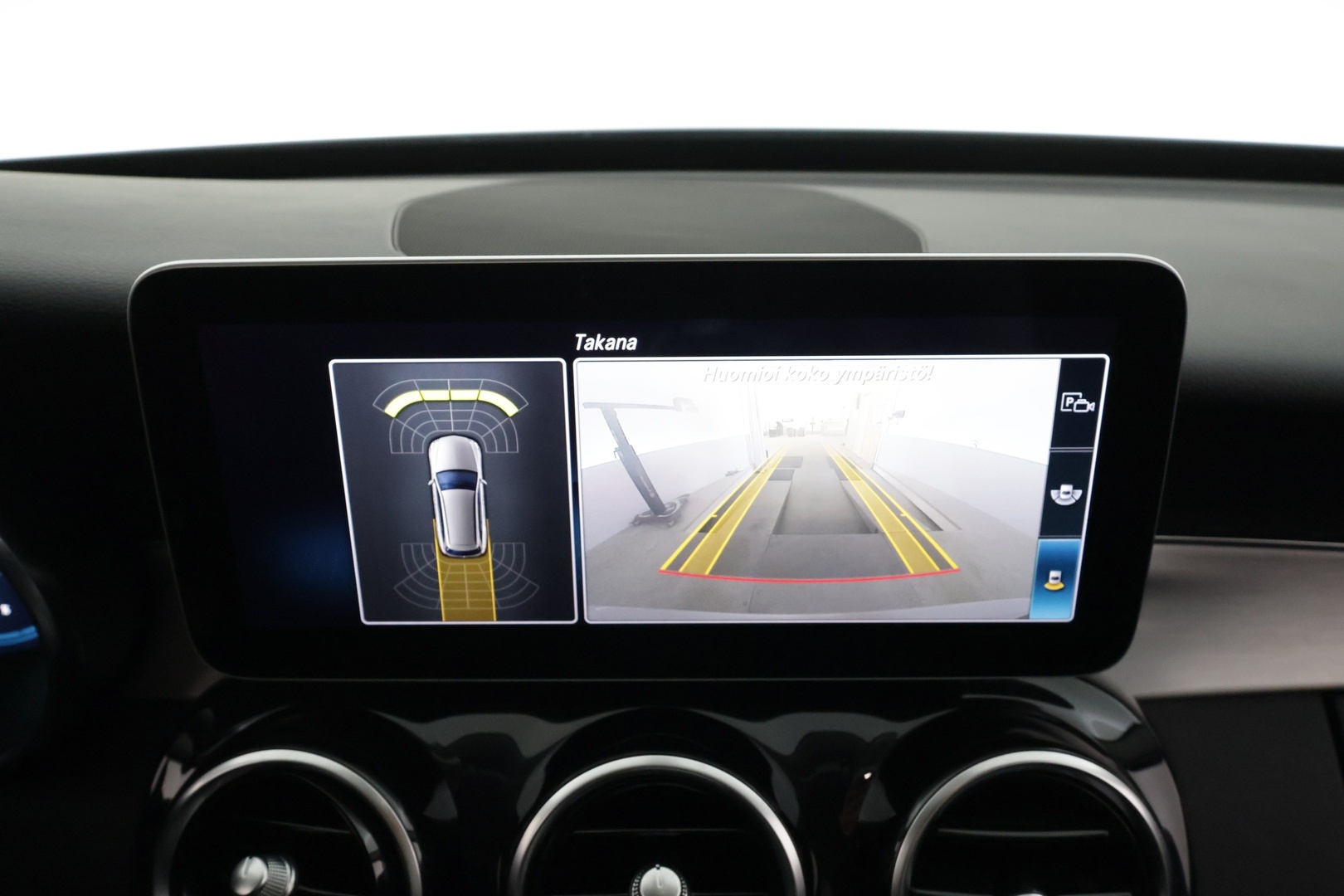MERCEDES-BENZ C 2020
