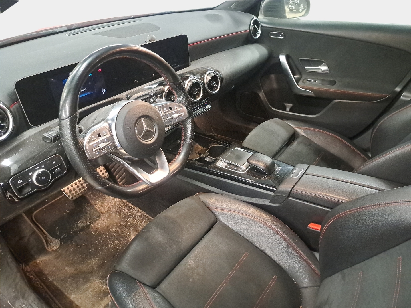 MERCEDES-BENZ A 2020