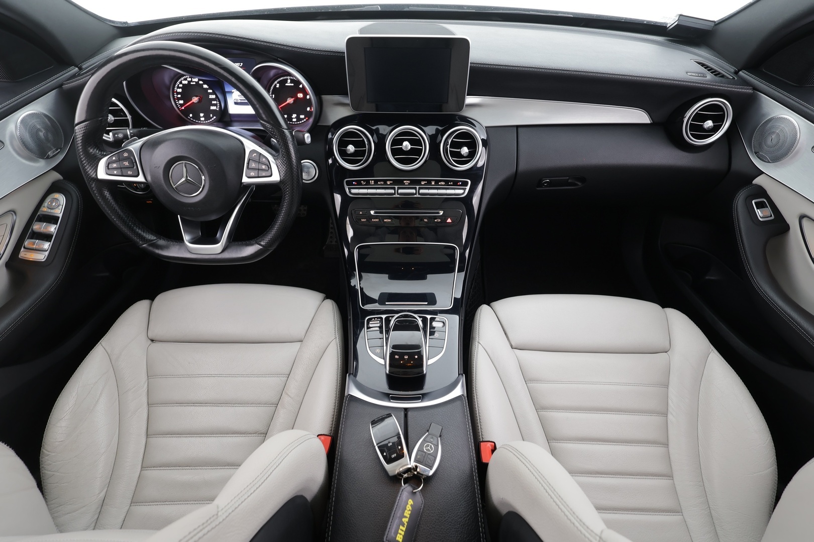 MERCEDES-BENZ C 2016