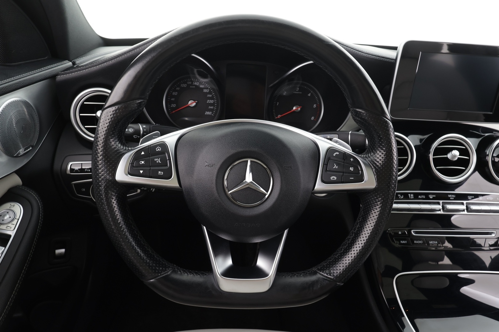 MERCEDES-BENZ C 2016