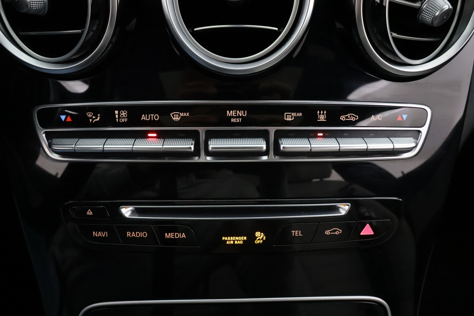 MERCEDES-BENZ C 2016