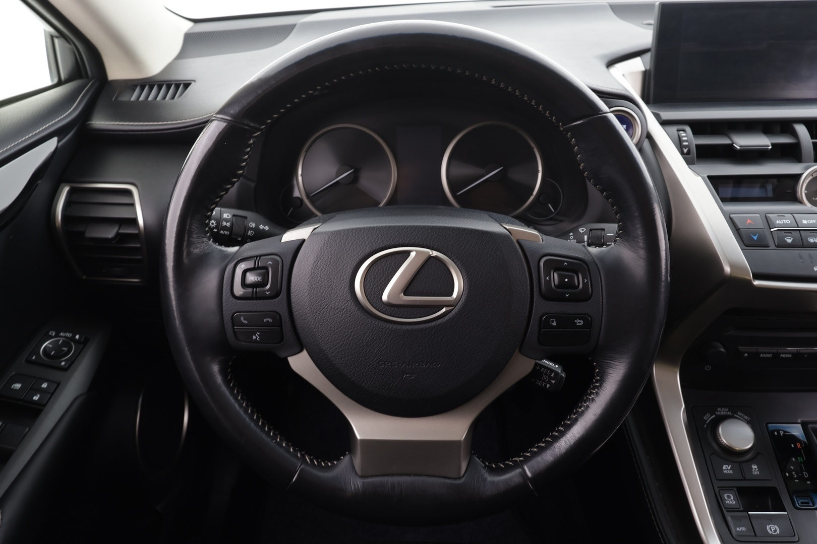 LEXUS NX 2016