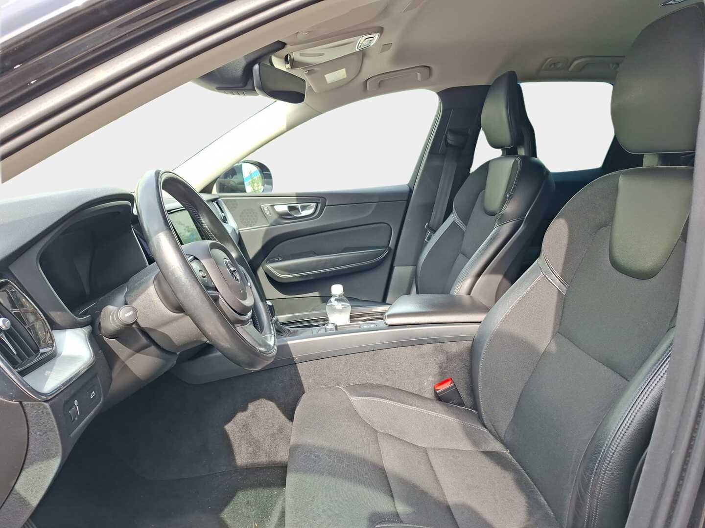 VOLVO XC60 2017