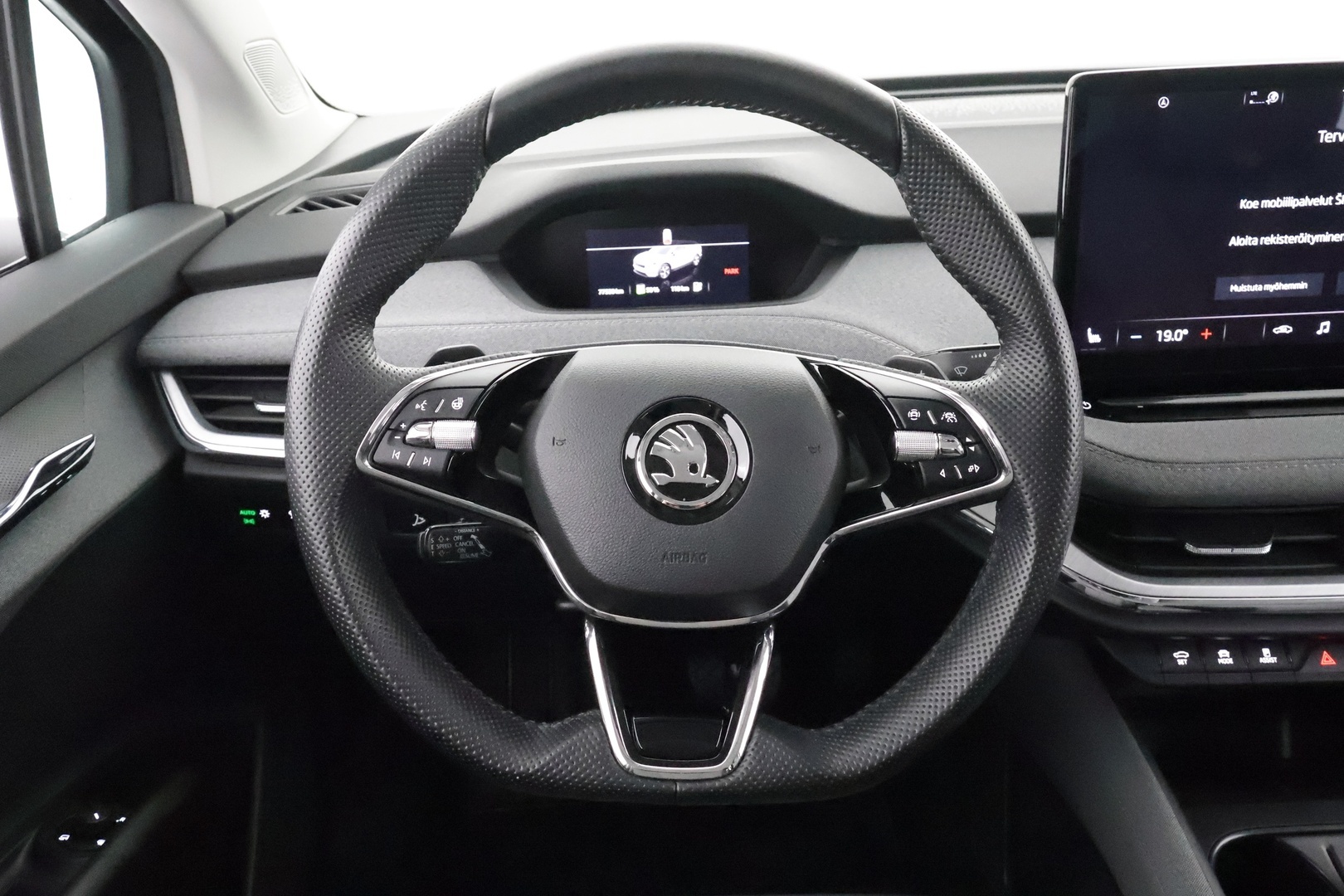 SKODA Enyaq 2022