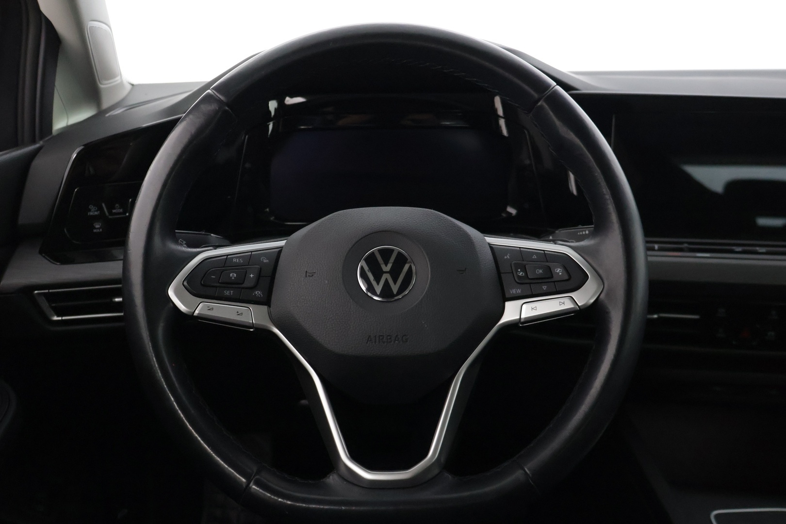 VOLKSWAGEN Golf 2020