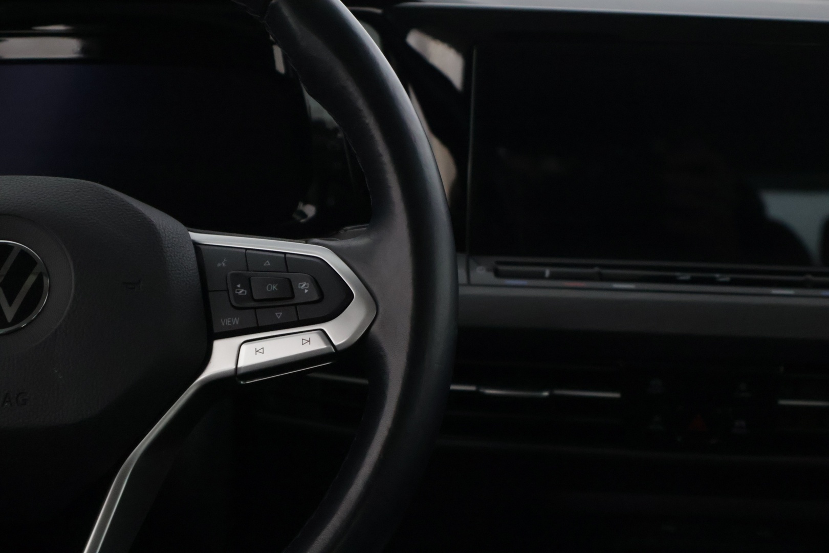 VOLKSWAGEN Golf 2020