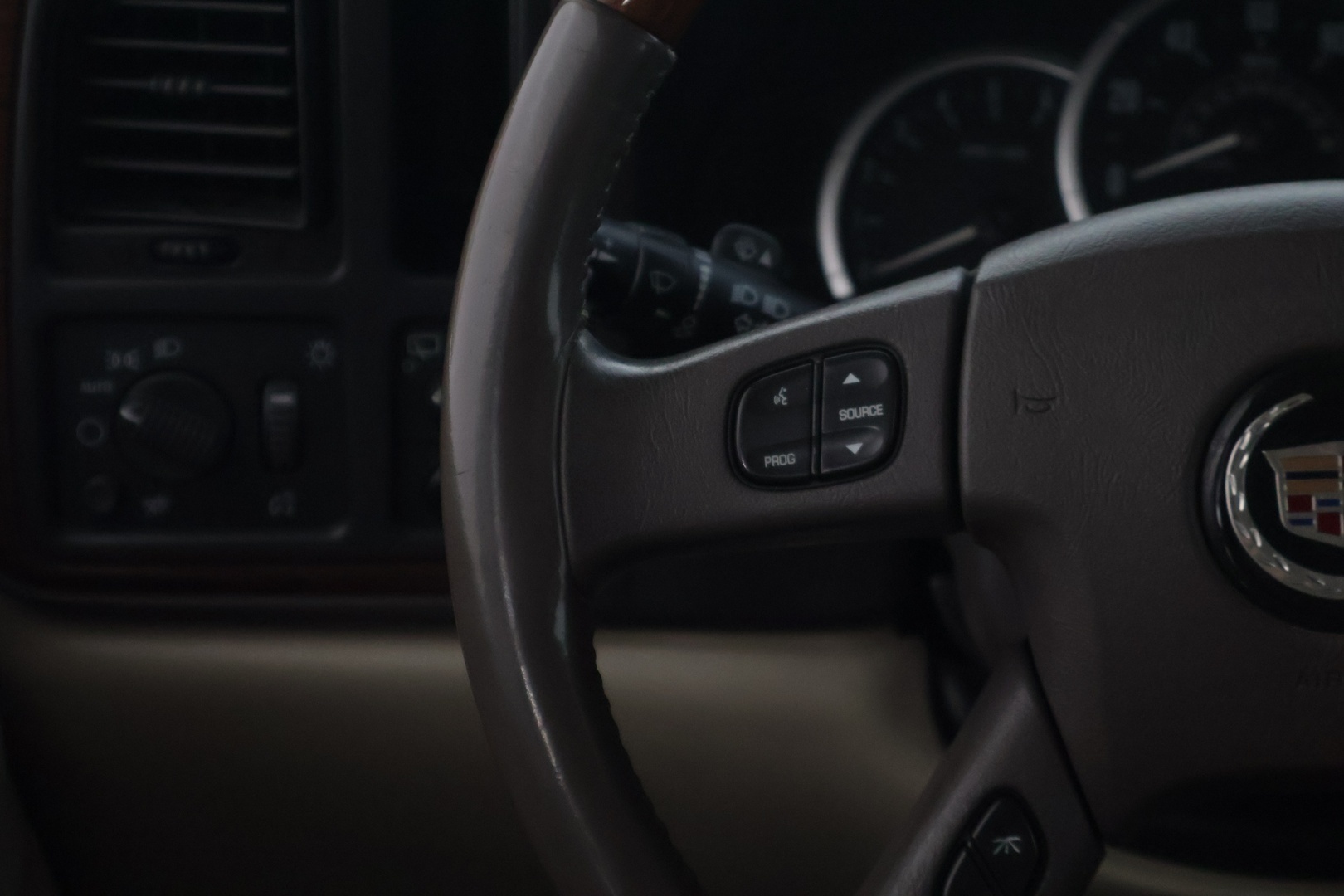 CADILLAC Escalade 2005