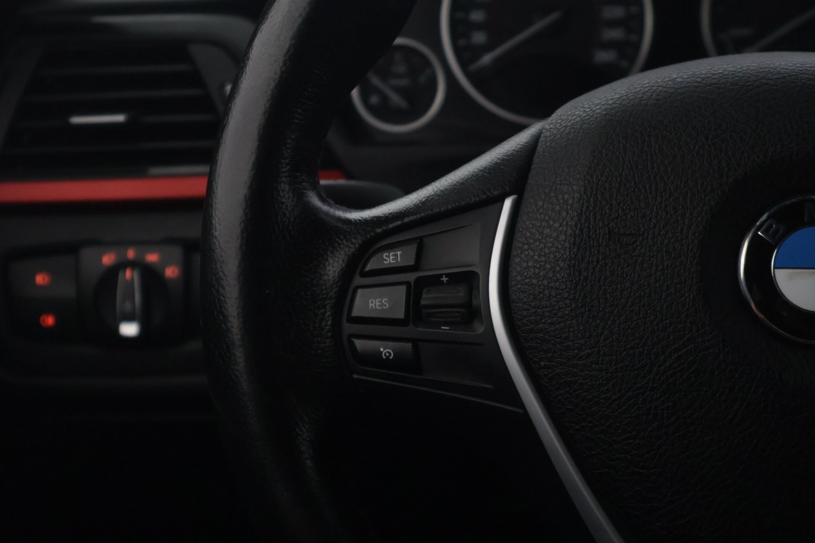 BMW 320 2013