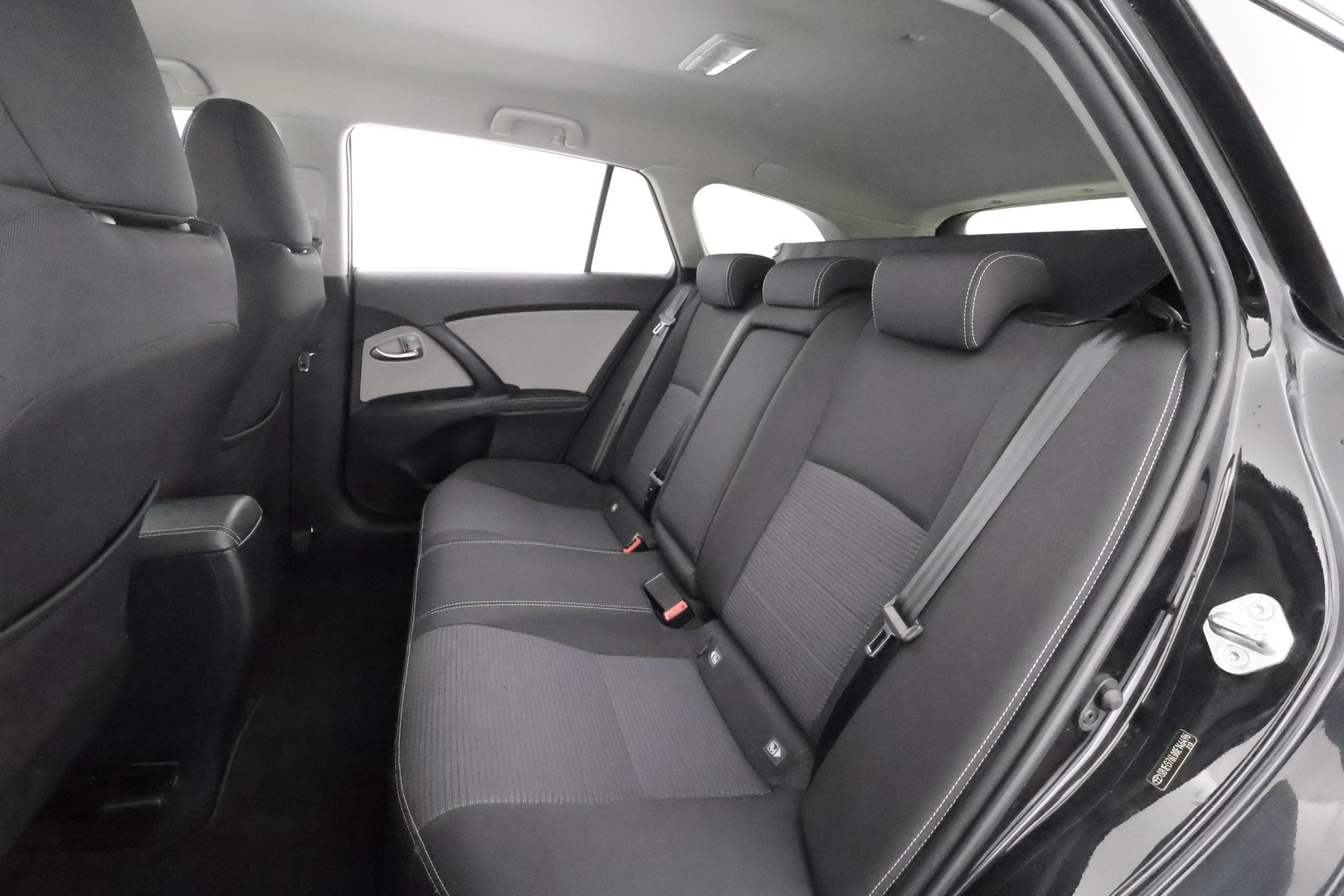 TOYOTA Avensis 2017