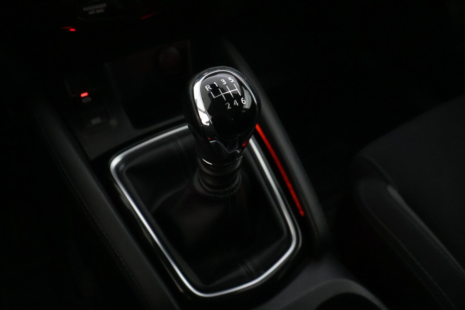NISSAN Qashqai 2017