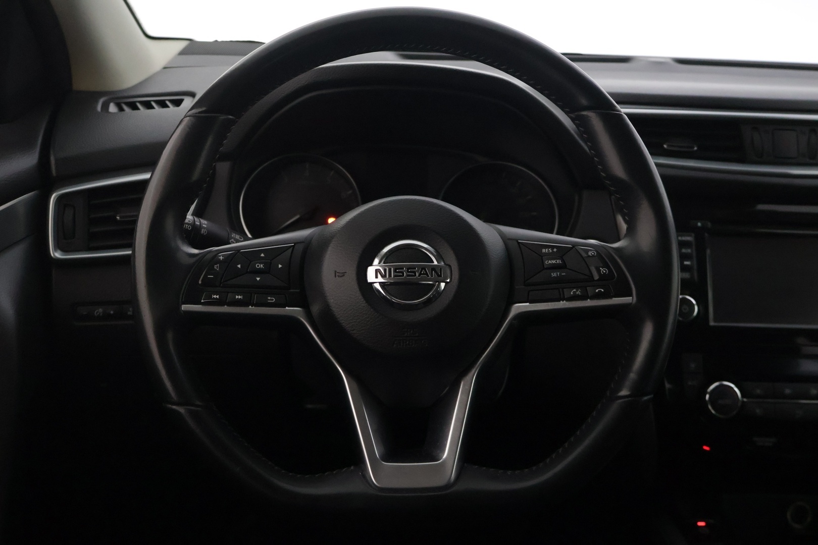 NISSAN Qashqai 2018