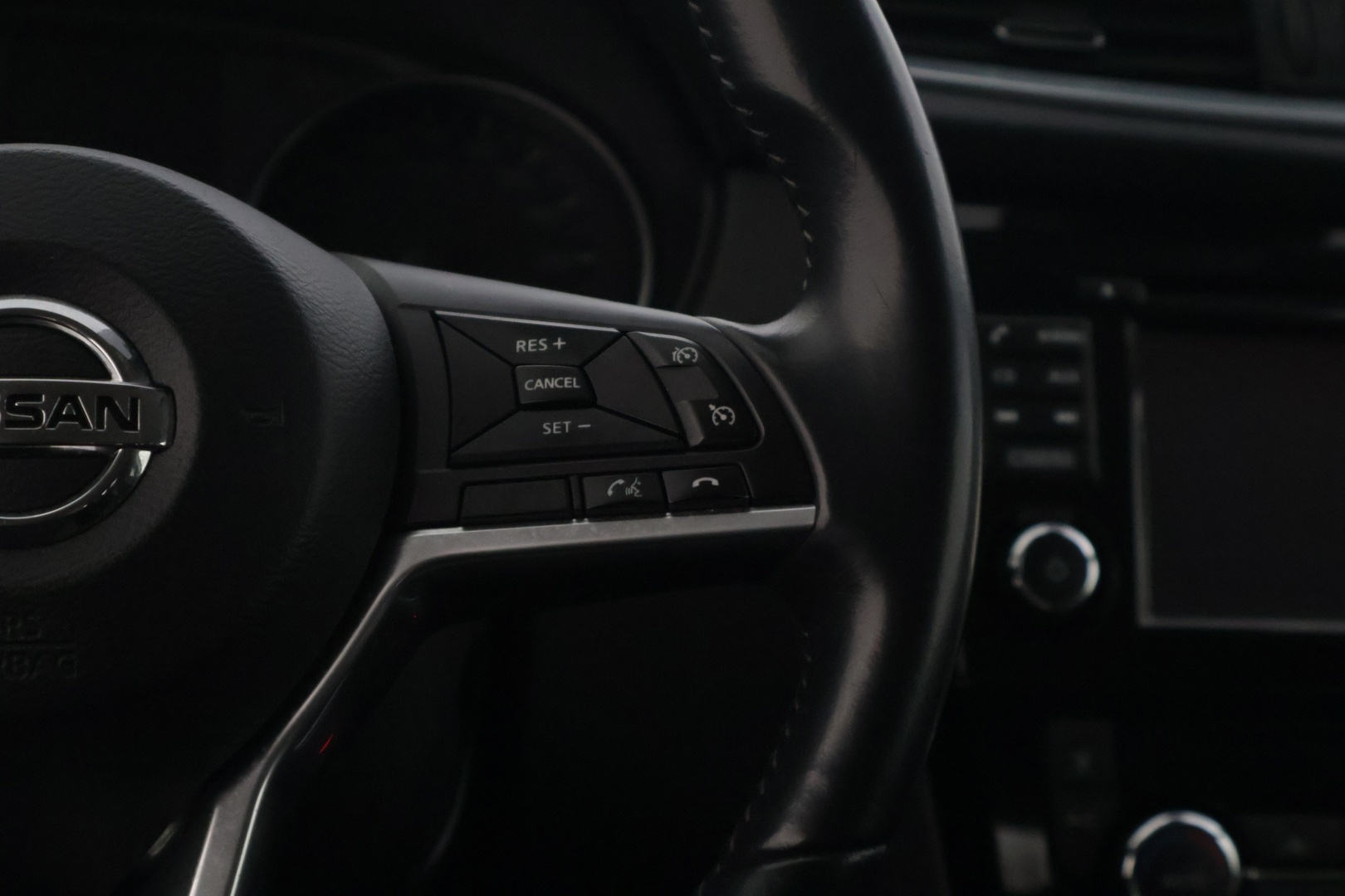 NISSAN Qashqai 2018