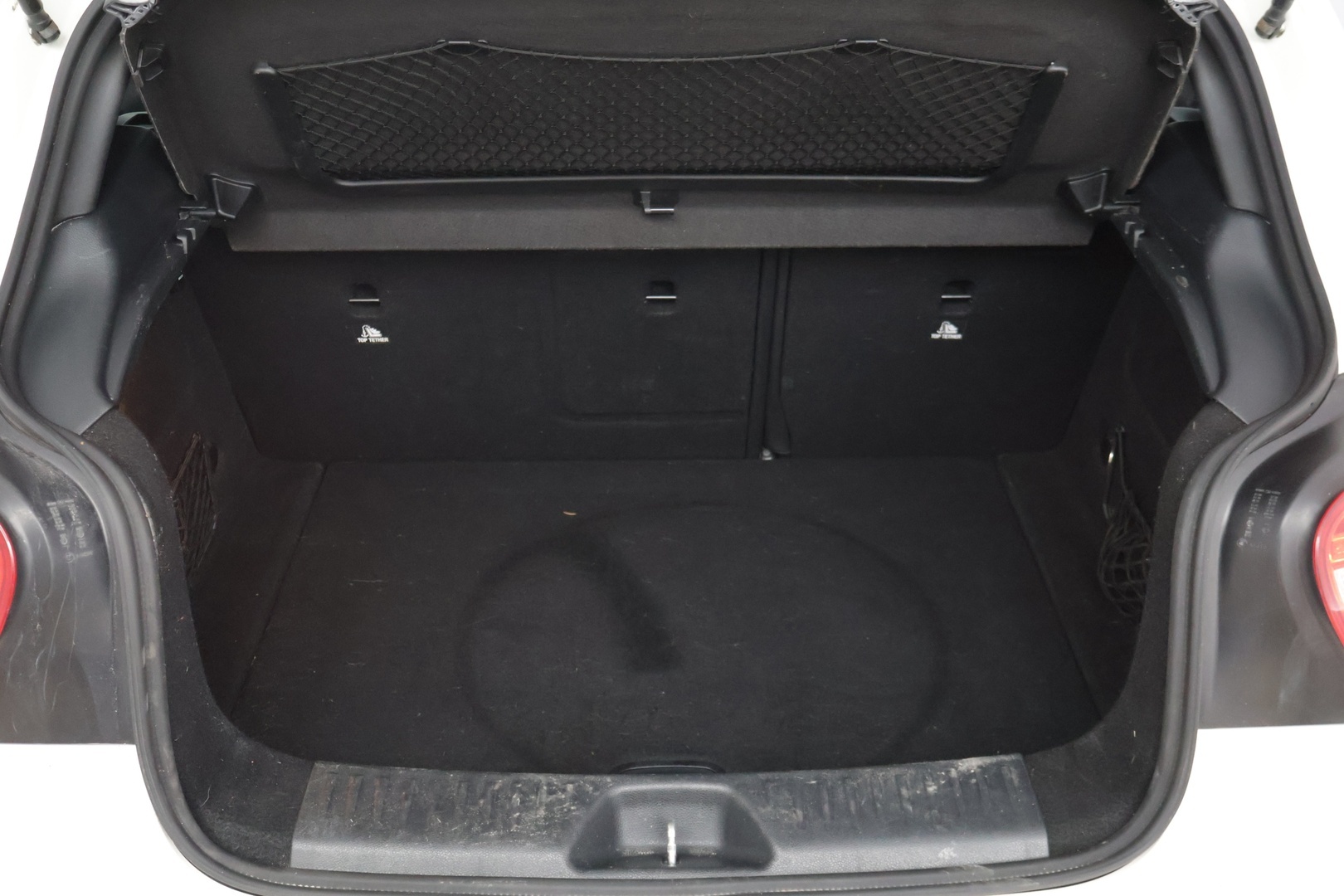 MERCEDES-BENZ A 2015