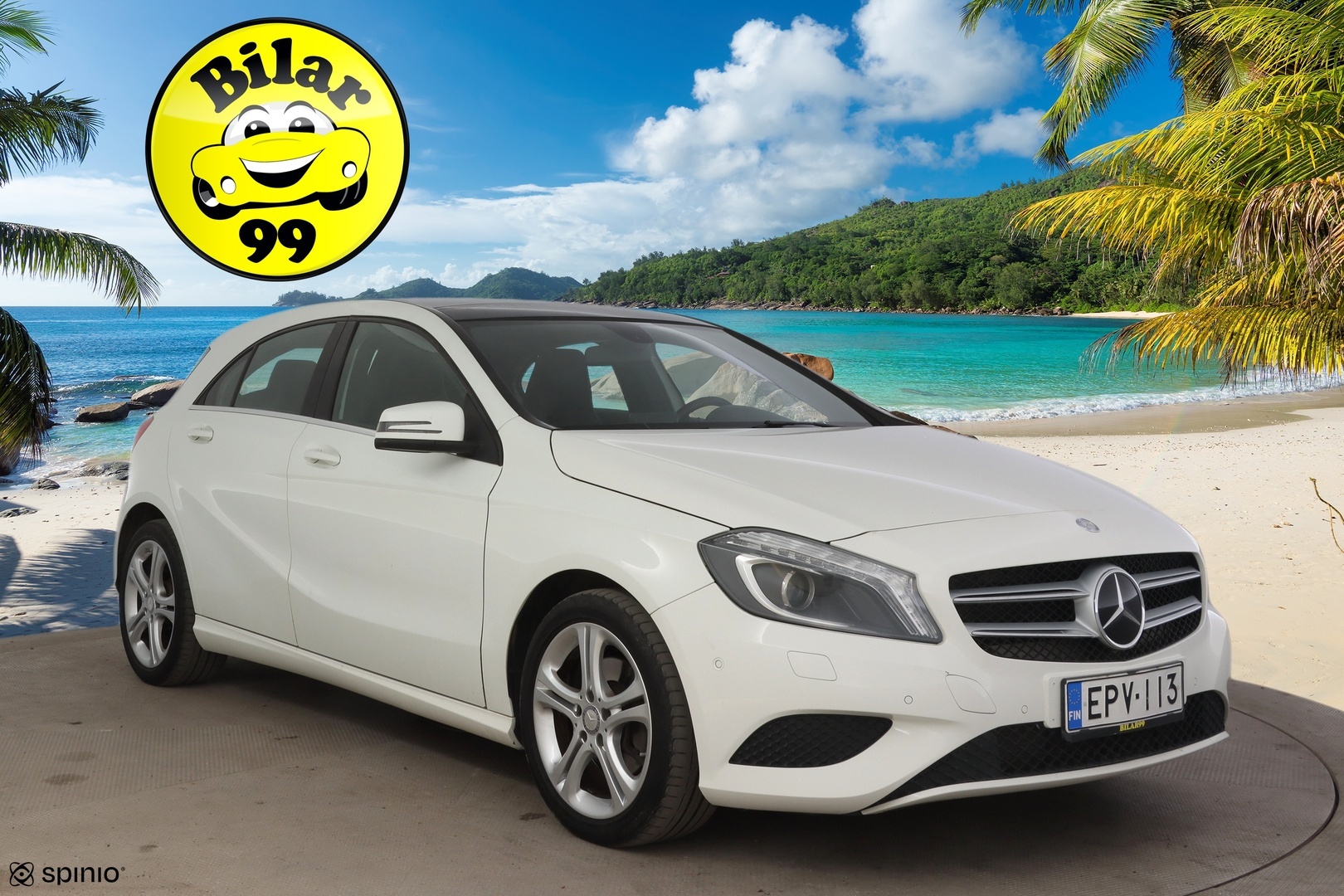 MERCEDES-BENZ A 2015