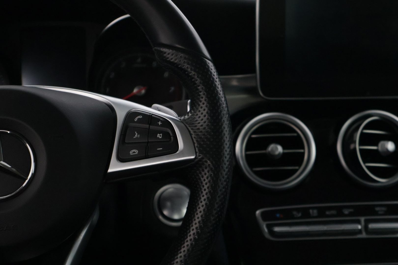 MERCEDES-BENZ GLC 2018