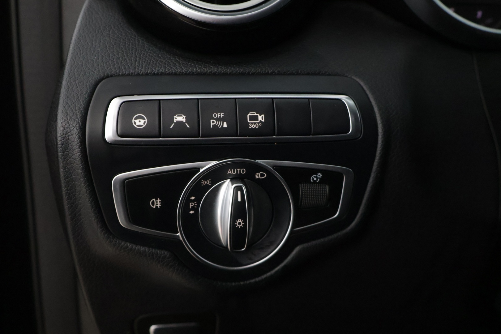 MERCEDES-BENZ GLC 2018