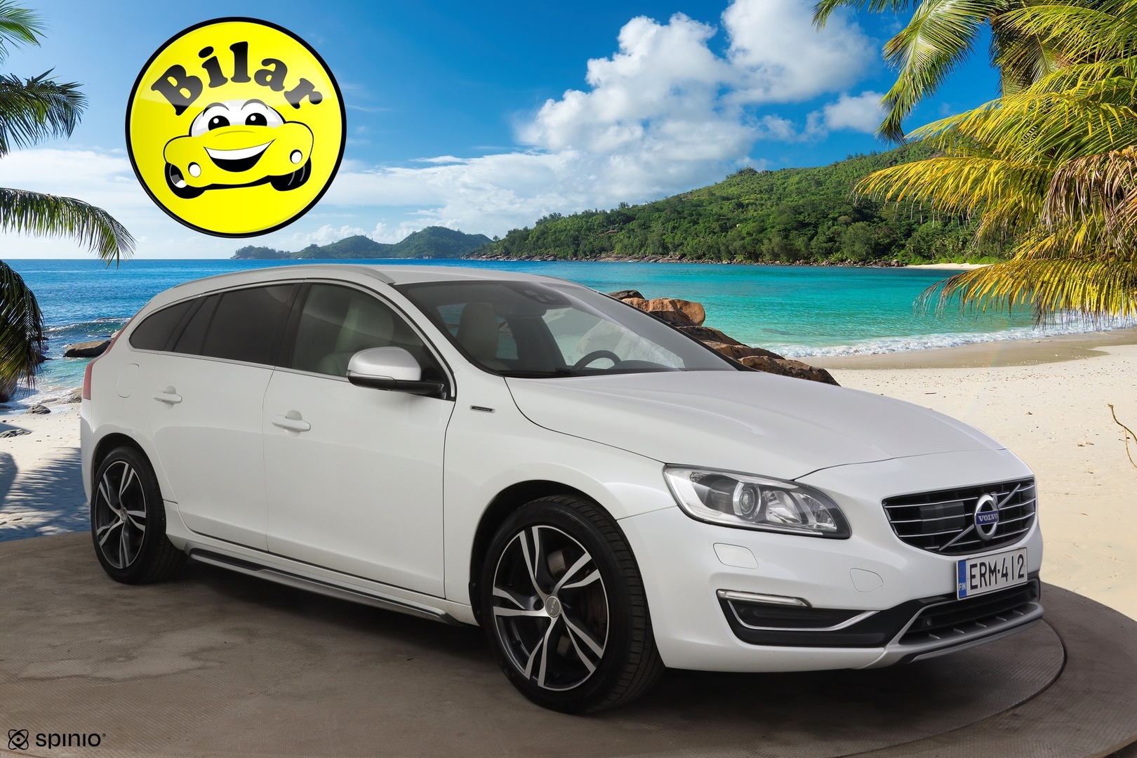 VOLVO V60 2015