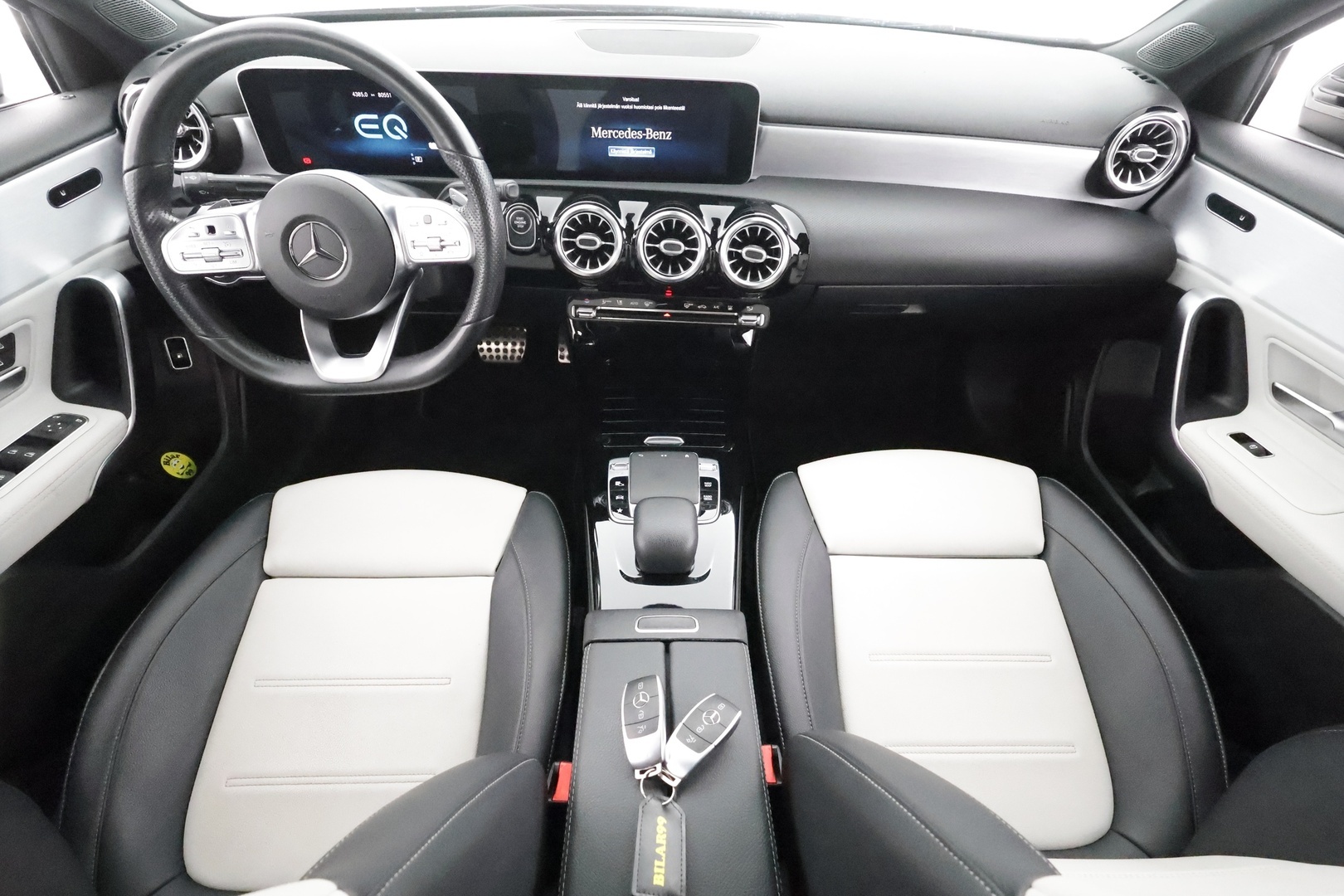 MERCEDES-BENZ A 2020