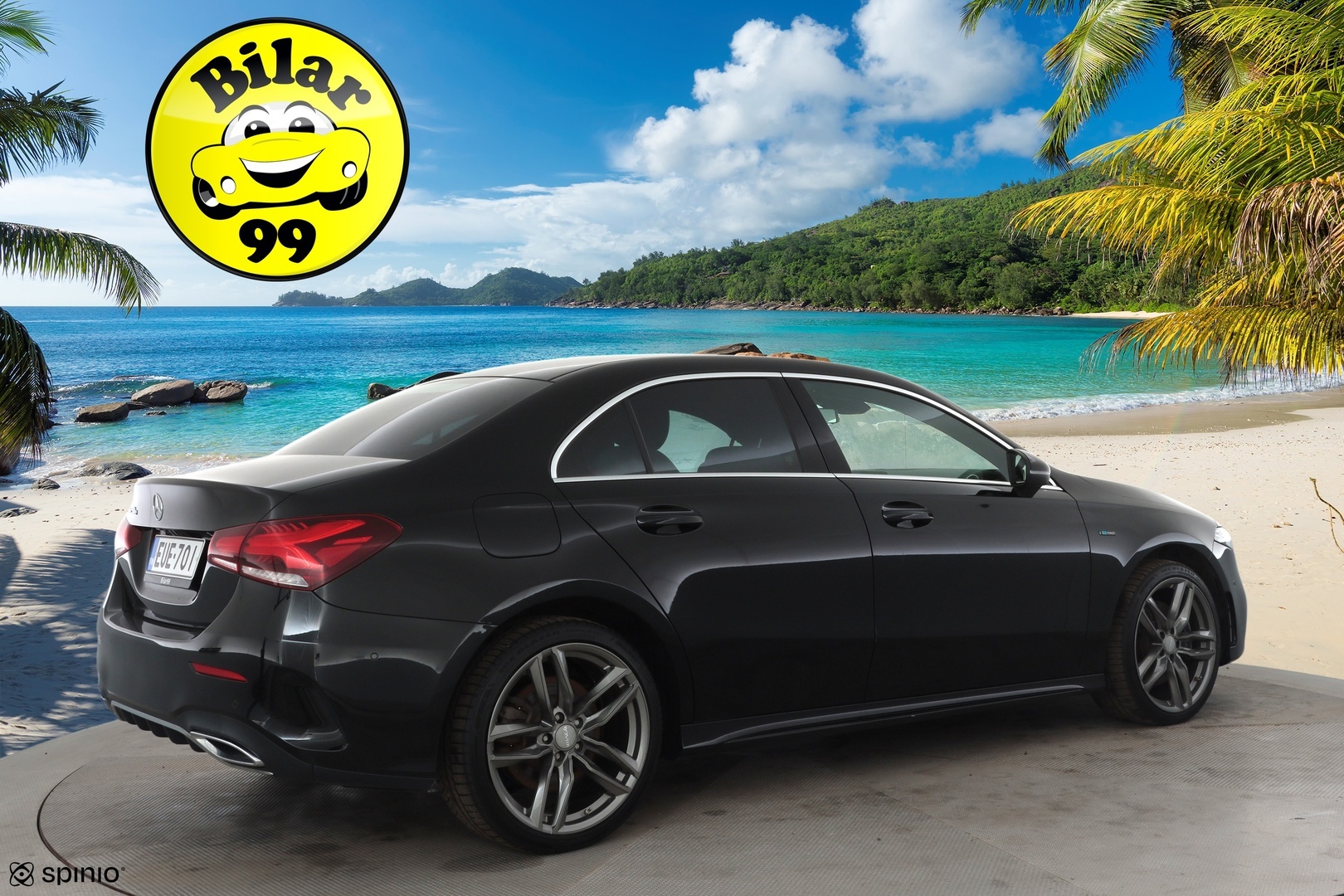 MERCEDES-BENZ A 2020