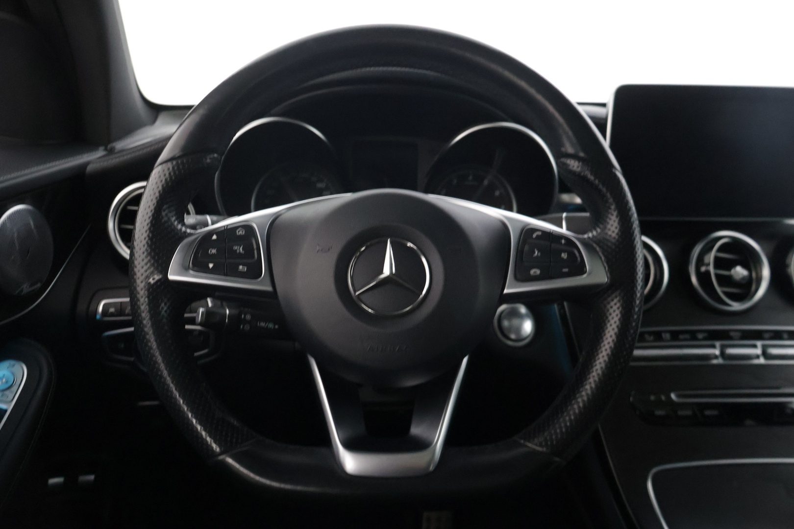 MERCEDES-BENZ GLC 2018