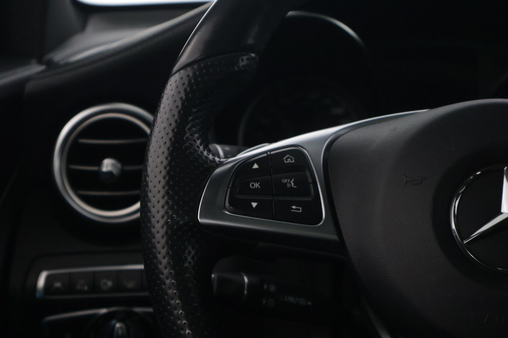 MERCEDES-BENZ GLC 2018