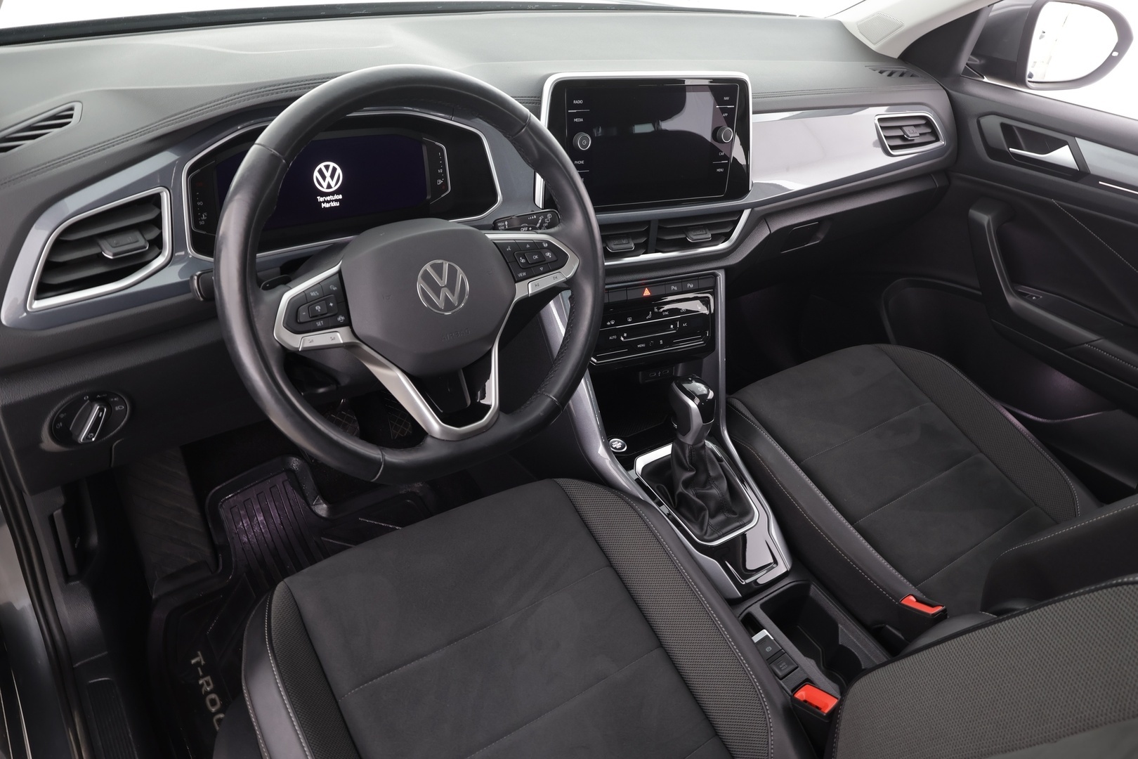 VOLKSWAGEN T-Roc 2023