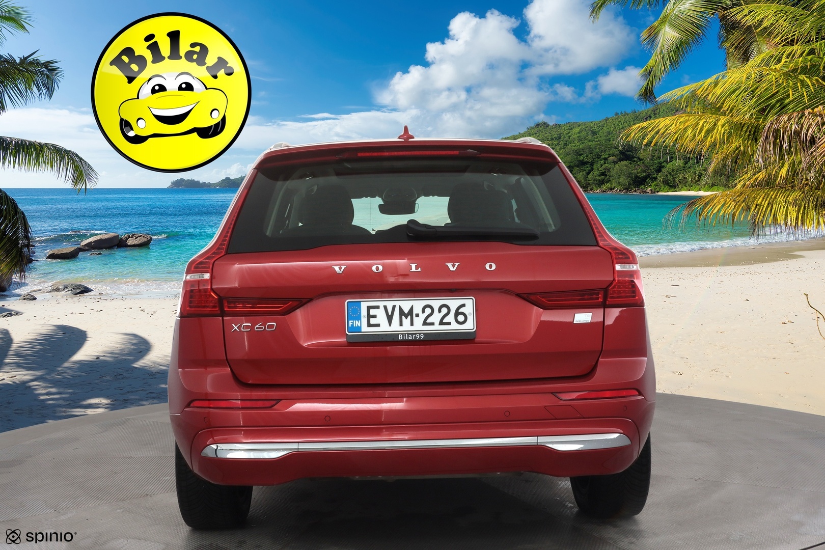 VOLVO XC60 2023