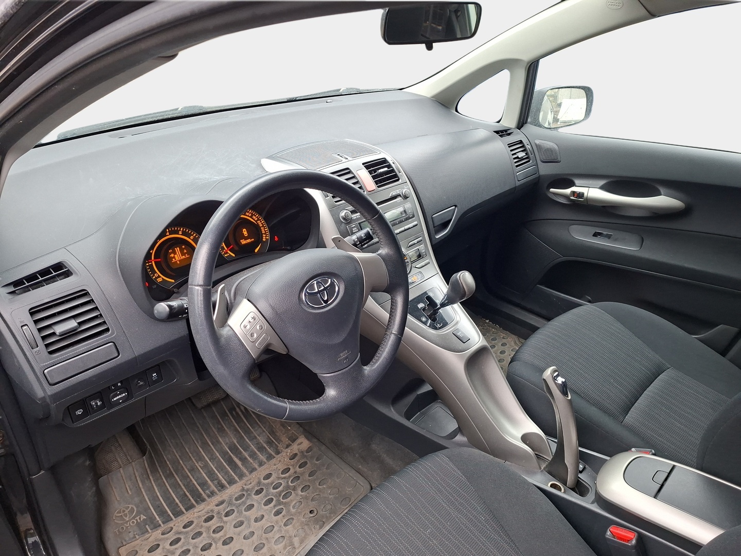 TOYOTA Auris 2008