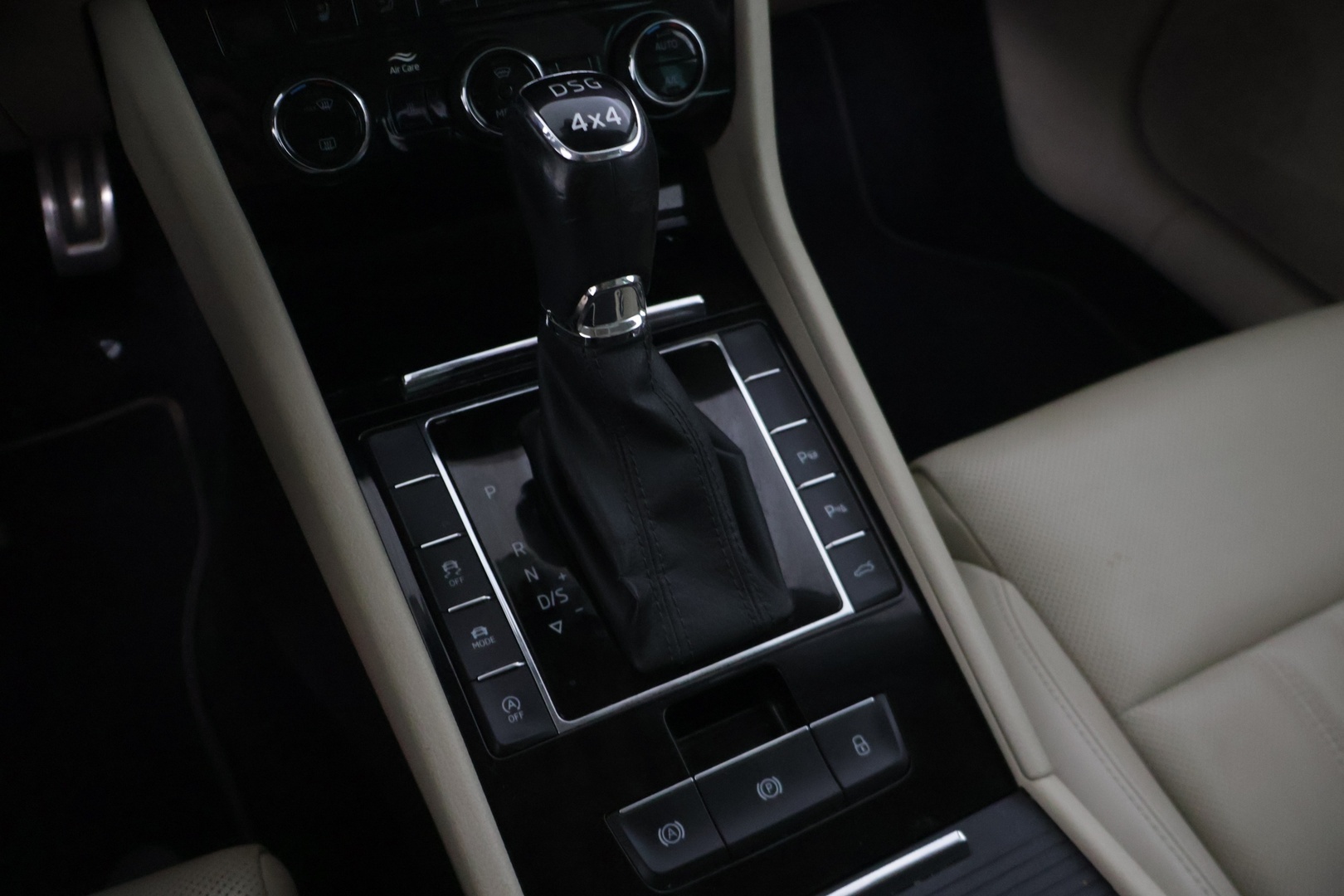 SKODA Superb 2019