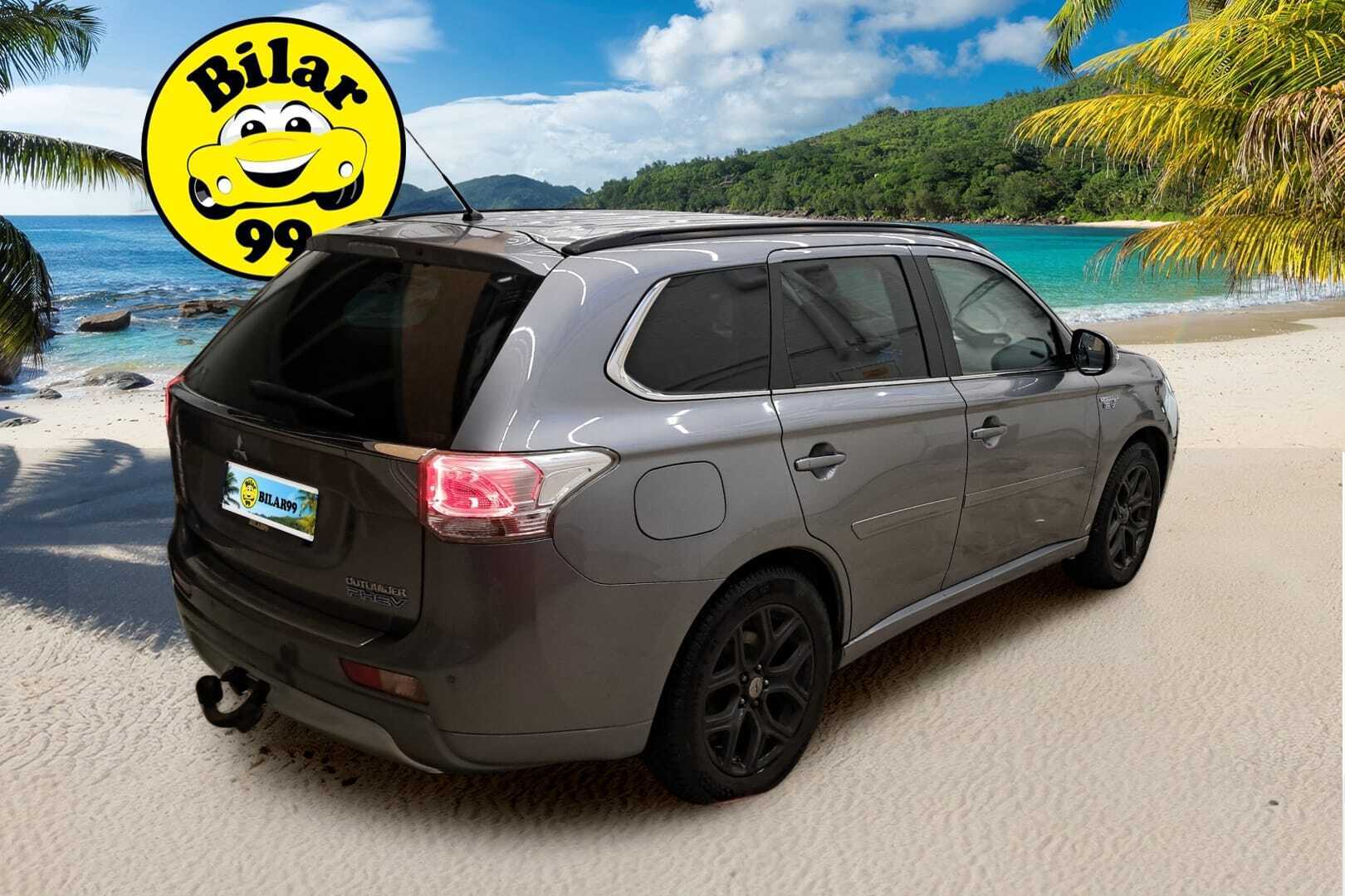 MITSUBISHI Outlander PHEV 2014