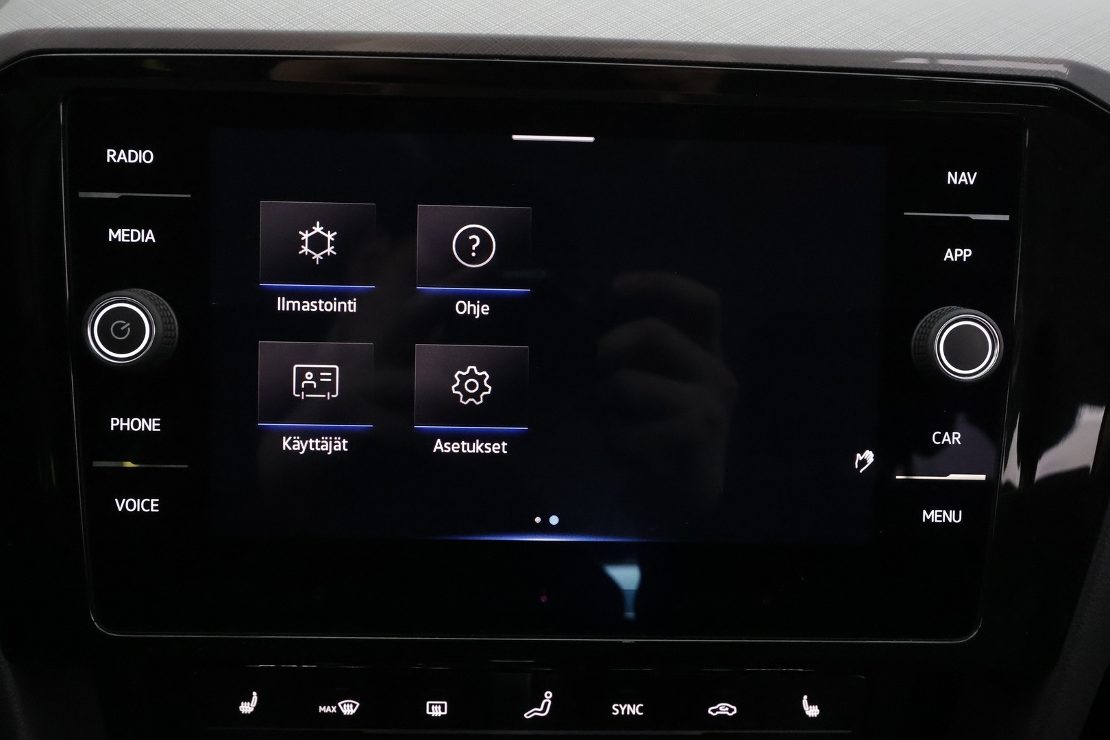 VOLKSWAGEN Passat 2022