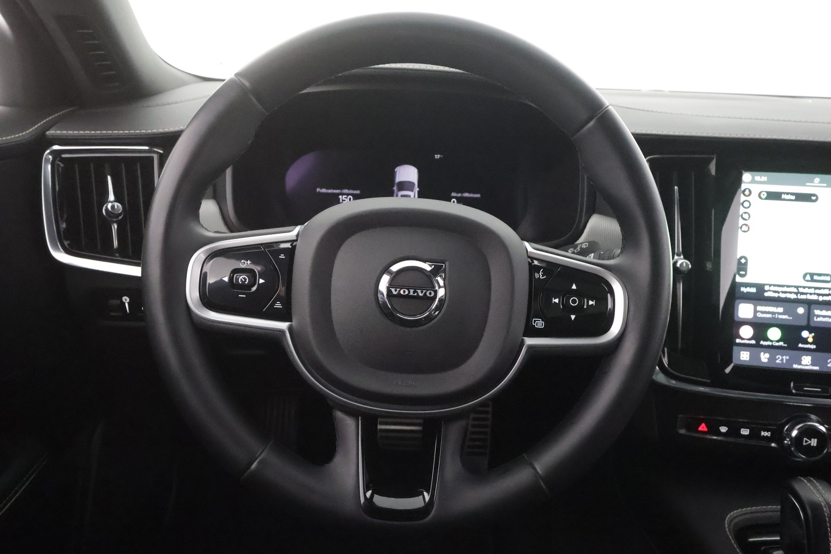 VOLVO V90 2022