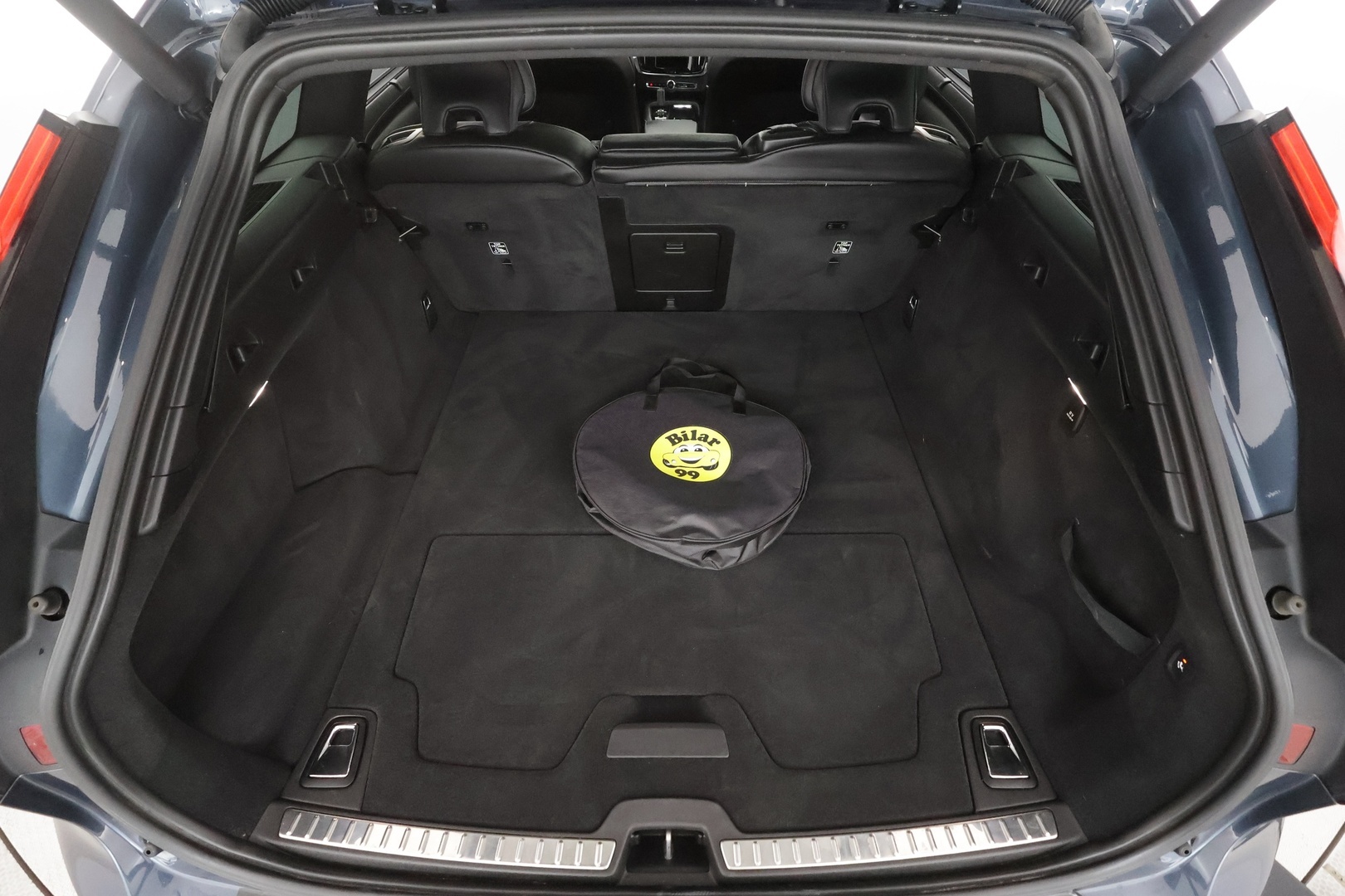 VOLVO V90 2022