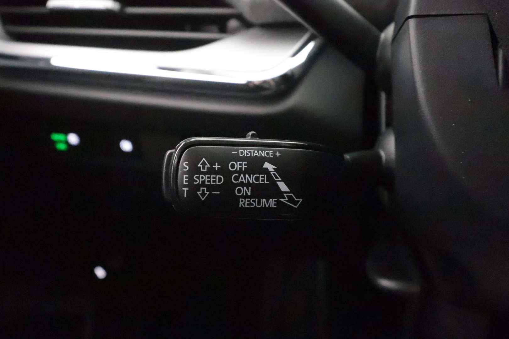SKODA Enyaq 2023