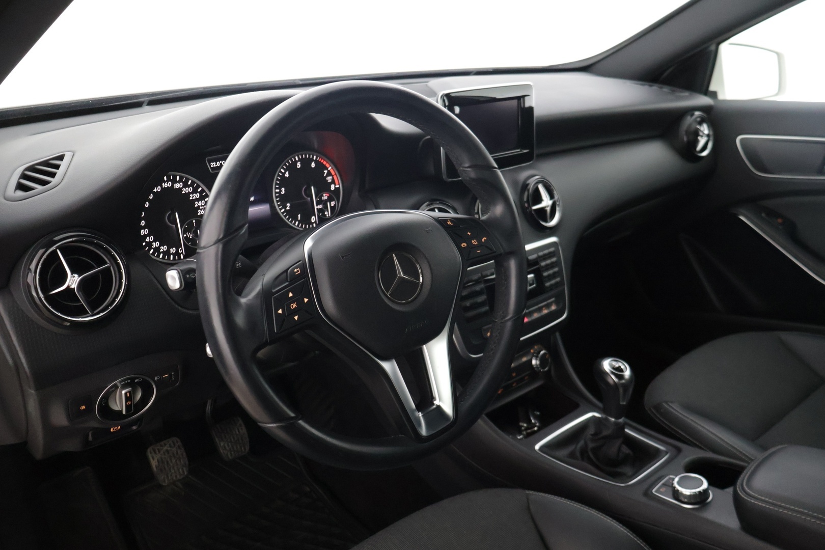 MERCEDES-BENZ A 2014