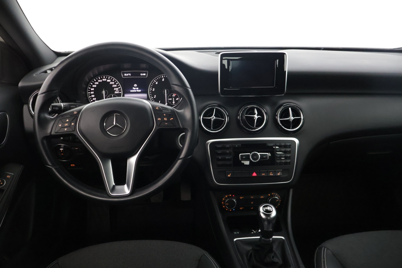 MERCEDES-BENZ A 2014