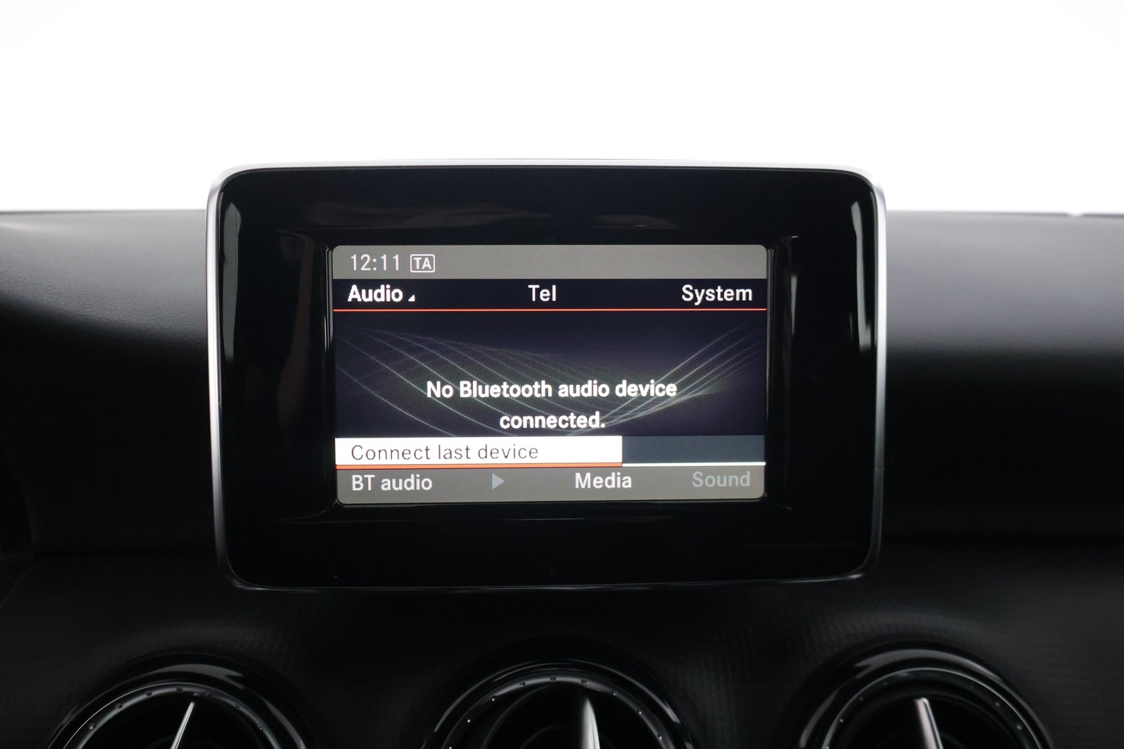 MERCEDES-BENZ A 2014