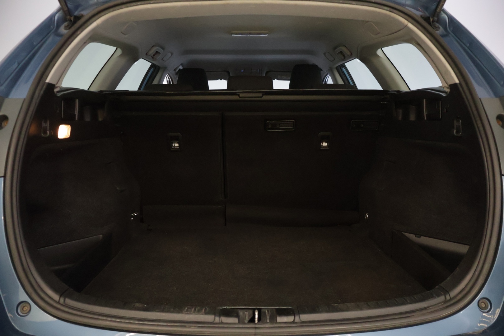 TOYOTA Auris 2016