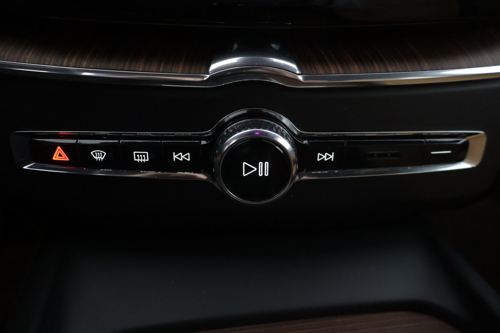 VOLVO XC60 2019