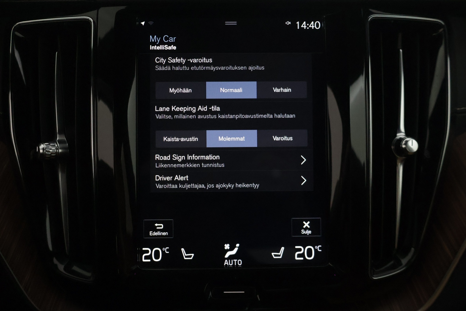 VOLVO XC60 2019