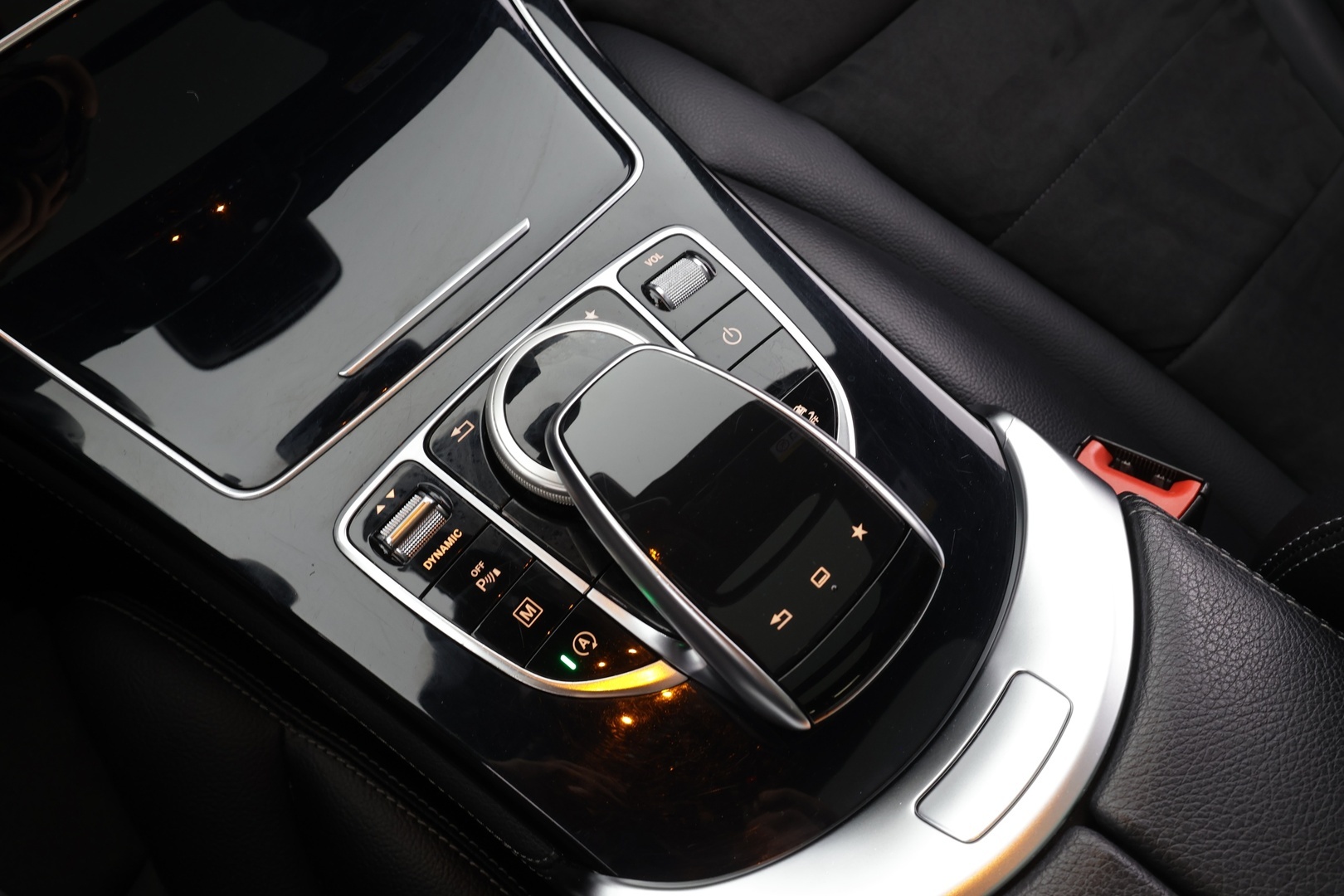 MERCEDES-BENZ GLC 2016