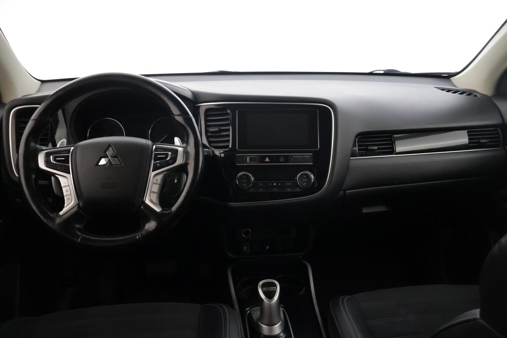 MITSUBISHI OUTLANDER PHEV 2019