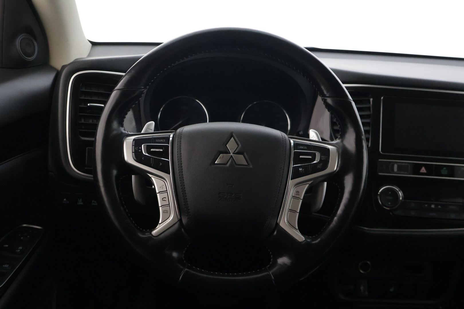 MITSUBISHI OUTLANDER PHEV 2019