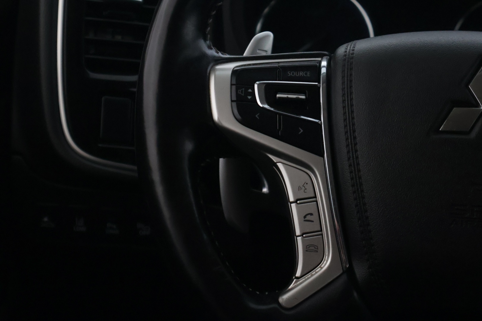 MITSUBISHI OUTLANDER PHEV 2019