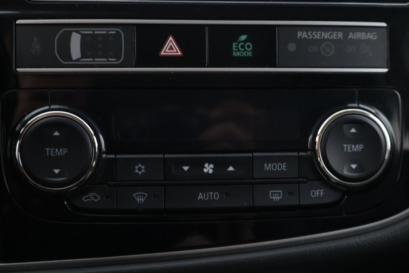 MITSUBISHI OUTLANDER PHEV 2019