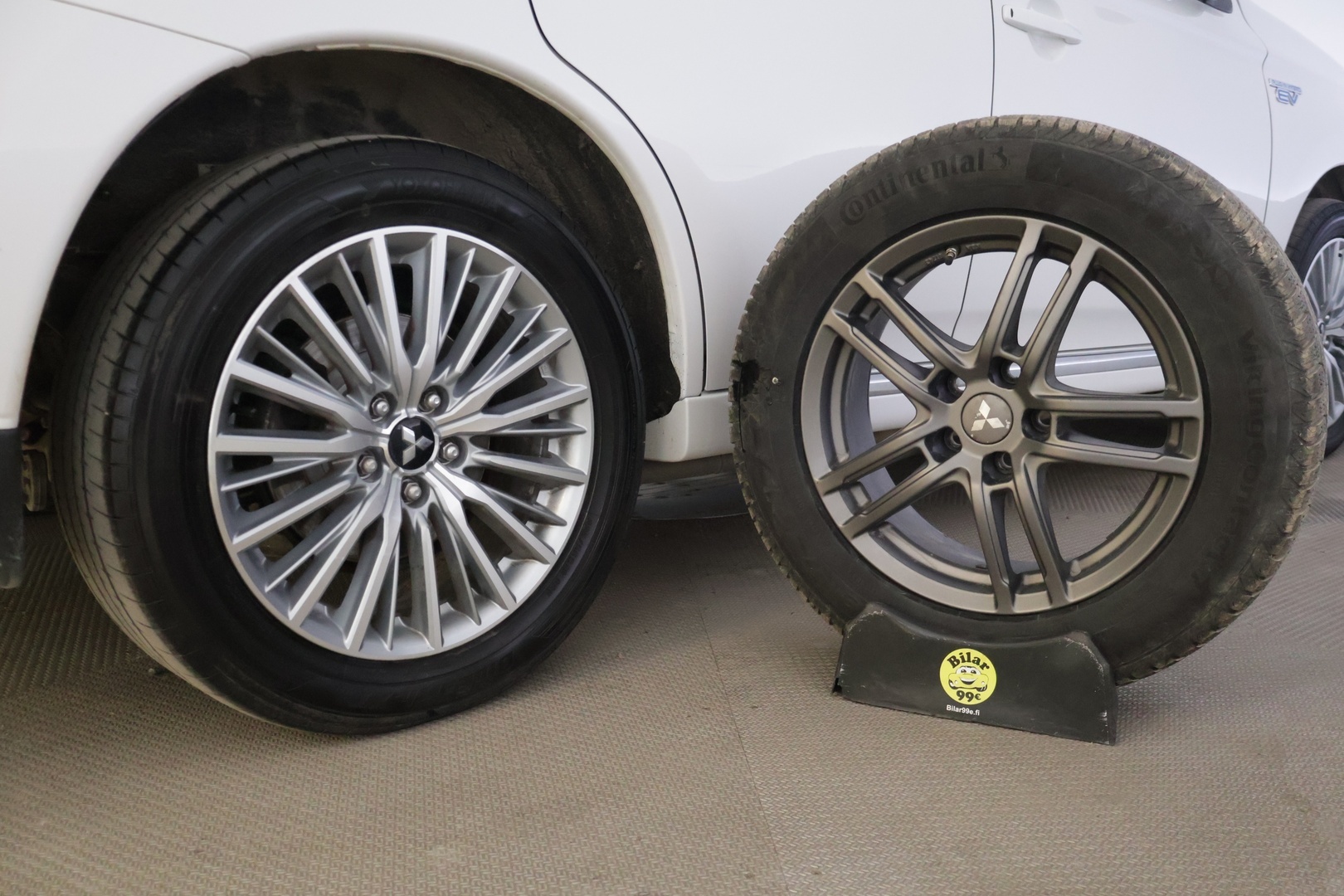 MITSUBISHI OUTLANDER PHEV 2019